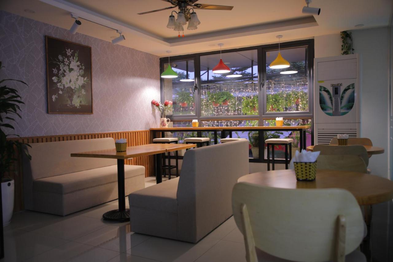Ann House Hotel And Apartment Hanoi Buitenkant foto