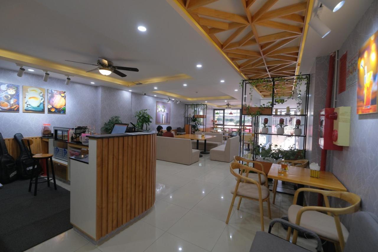 Ann House Hotel And Apartment Hanoi Buitenkant foto