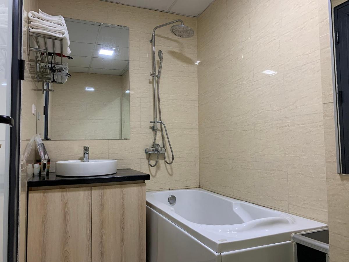 Ann House Hotel And Apartment Hanoi Buitenkant foto